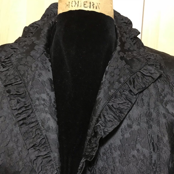 Jacket - Picture 2 of 8